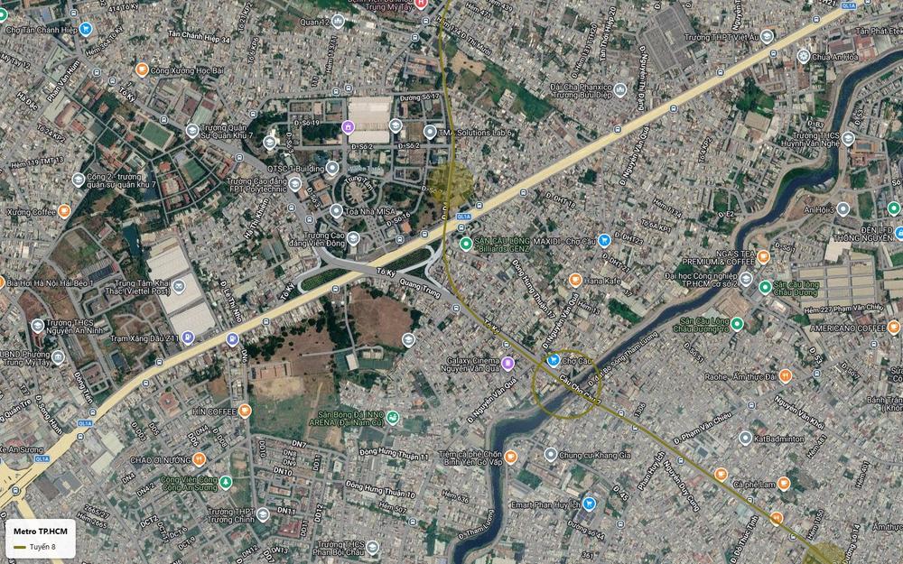 Ảnh vệ tinh tuyến metro số 8 qua công viên phần mềm Quang Trung QTSC vượt kênh Tham Lương tại cầu Chợ Cầu